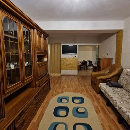 Apartament Victoria Lejlighed Târgu Jiu Eksteriør billede