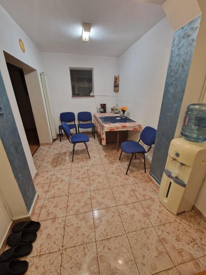 Apartament Victoria Lejlighed Târgu Jiu Eksteriør billede