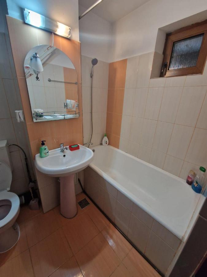 Apartament Victoria Lejlighed Târgu Jiu Eksteriør billede